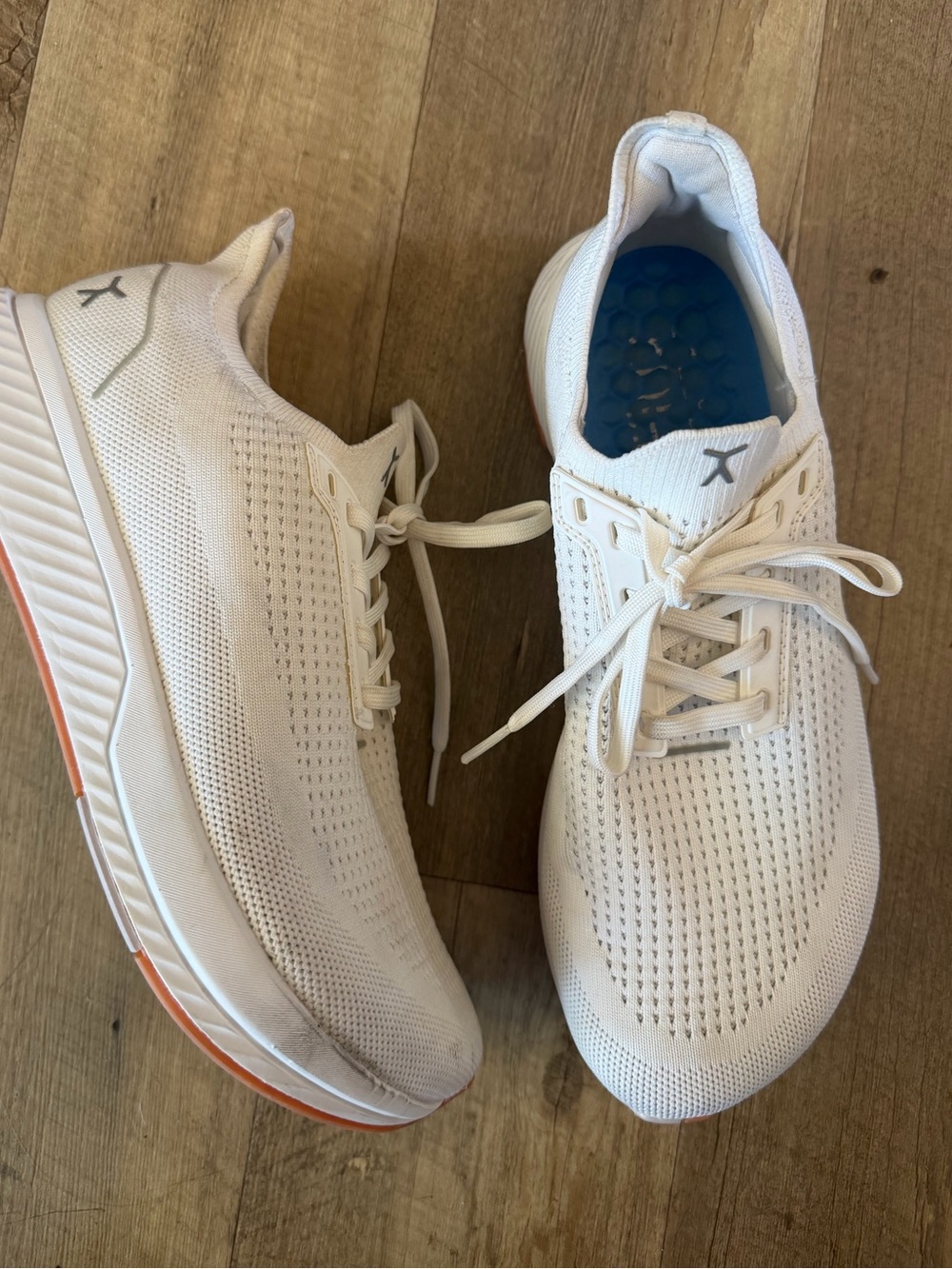 Flux Adapt Runner Barefoot Shoes | White Gum